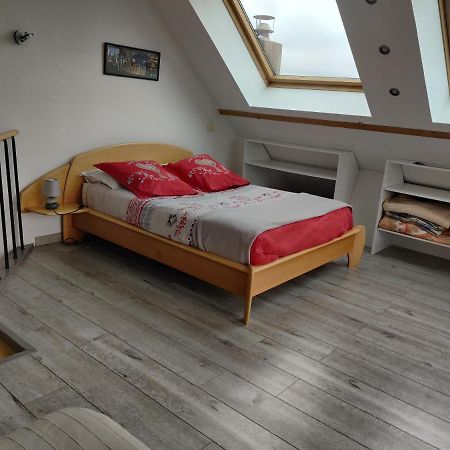 Gite Plages Du Debarquement Agy Kültér fotó